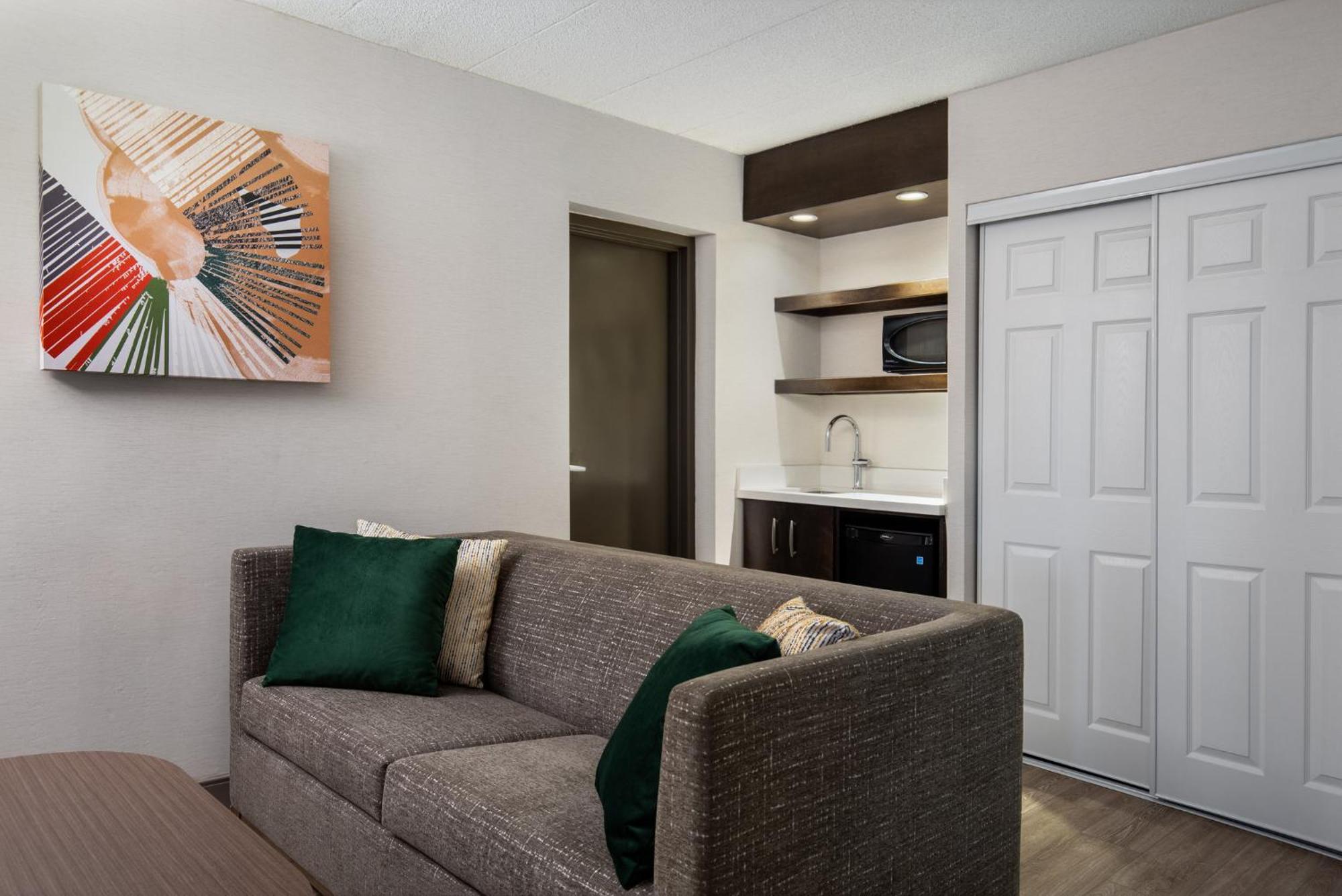 Sainte-Catherine Holiday Inn Hotel & Suites St.Catharines-Niagara By Ihg מראה חיצוני תמונה